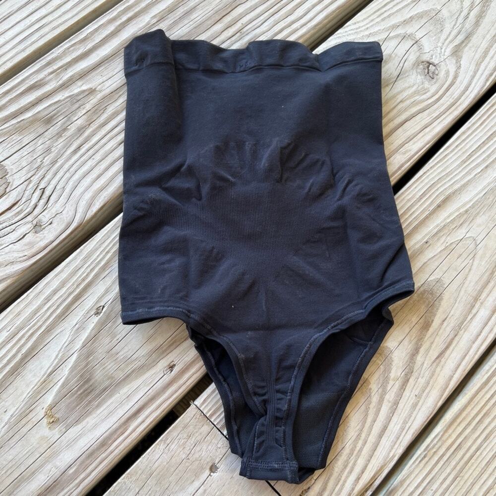 SPANX SPANXsculpt Power Series High-Waisted Thong Shapewear Black - Picture 4 of 5